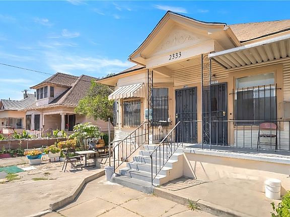 5th image of 2333 Eastlake Ave