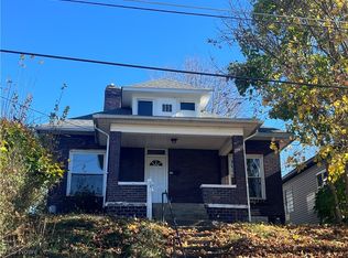 520 Warwick Ave, Zanesville, OH 43701