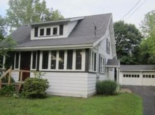 1209 Schocalog Rd, Akron, OH 44320