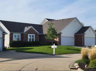 205 Field Dr, Normal, IL 61761