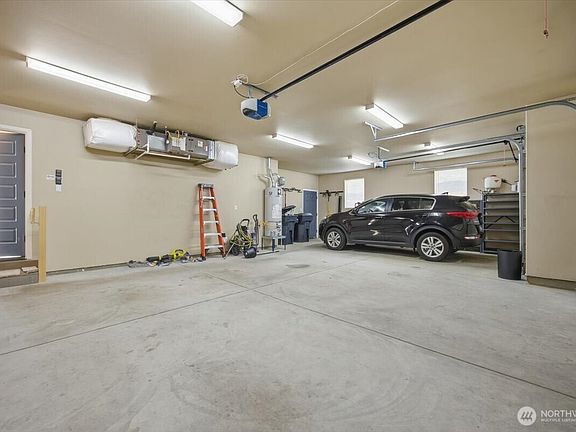 5th image of 6304 Turf Paradise Drive