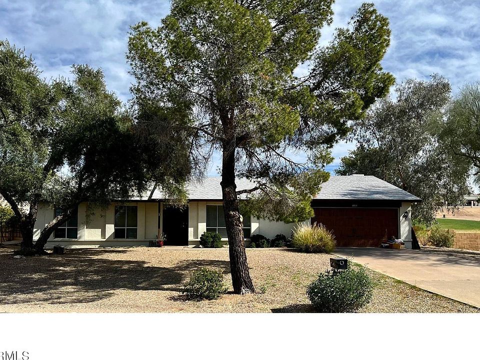 1st image of 1153 E Village Circle Dr S