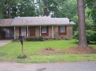 702 Hart St, Canton, MS 39046