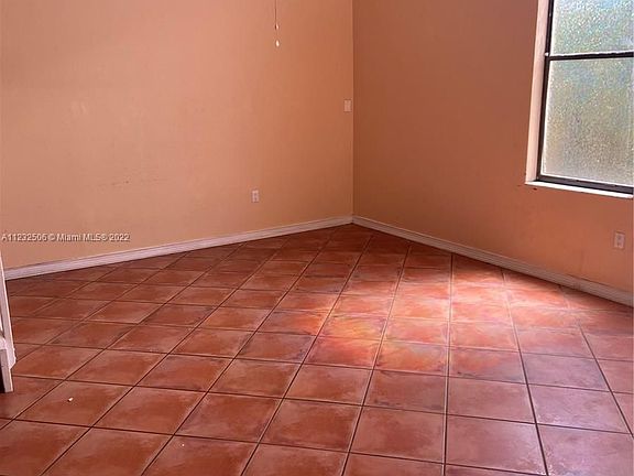 4th image of 1513 San Remo Cir Unit 1513