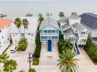 507 Bay Ave, Kemah, TX 77565