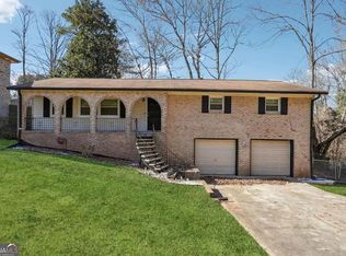 2419 Greenway Dr, Decatur, GA 30035