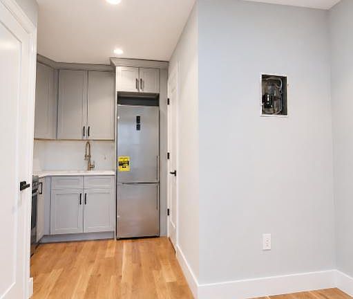 3rd image of 491 Tompkins Ave APT 3F