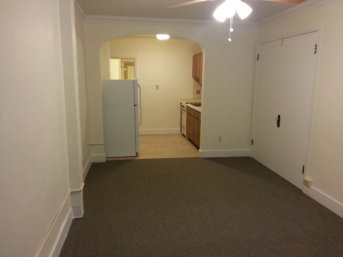 Building Photo - 712 E Lyon St #1B