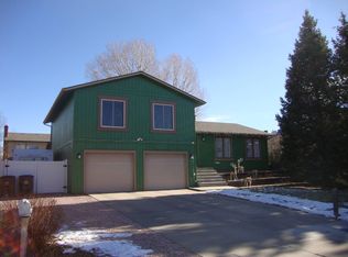 1055 Hidalgo Dr, Laramie, WY 82072