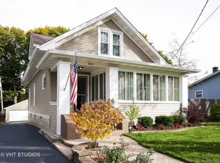 363 N Worth Ave, Elgin, IL 60123