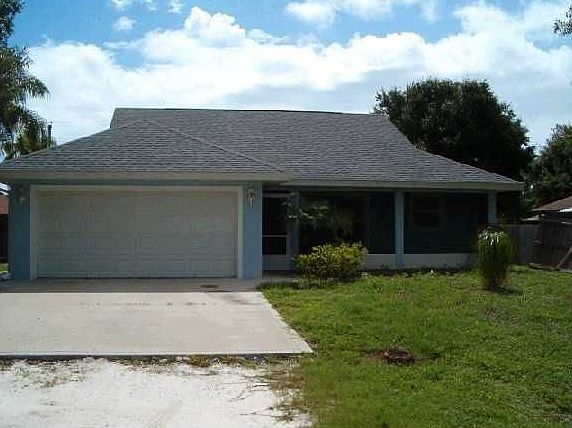 1st image of 226 24th Ave