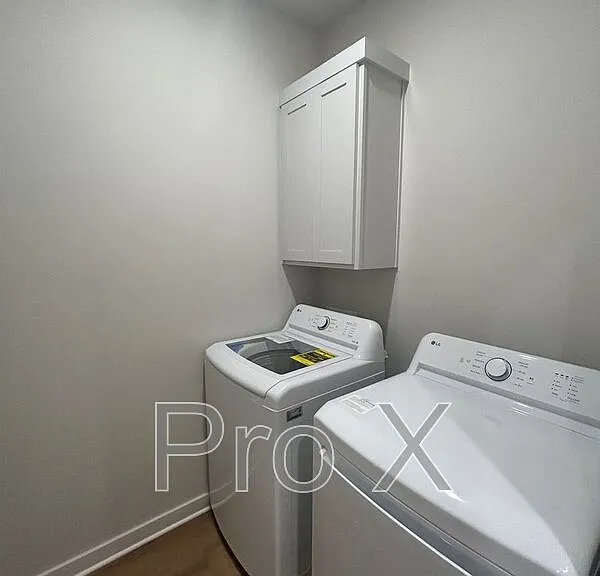 623 Cosmos St — Photo 10