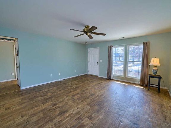 5th image of 4528 Alameda Dr