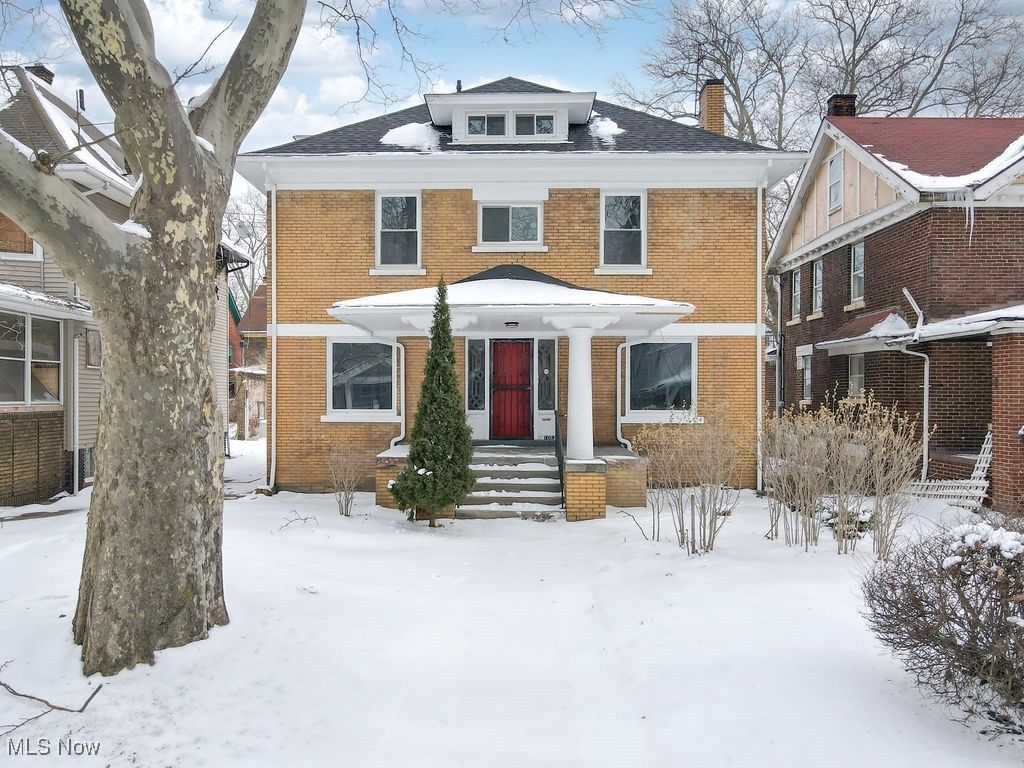 Real estate listing image
