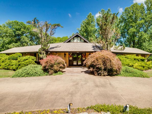 Kingsport Tn Luxury Homes For Sale 279 Homes Zillow