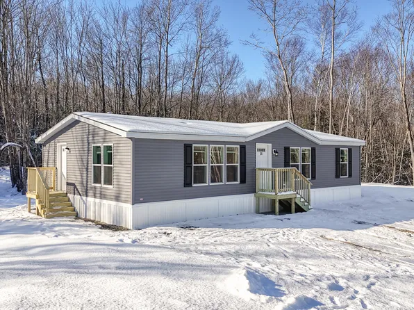 25 Lily's Way, Fairfield, ME 04937