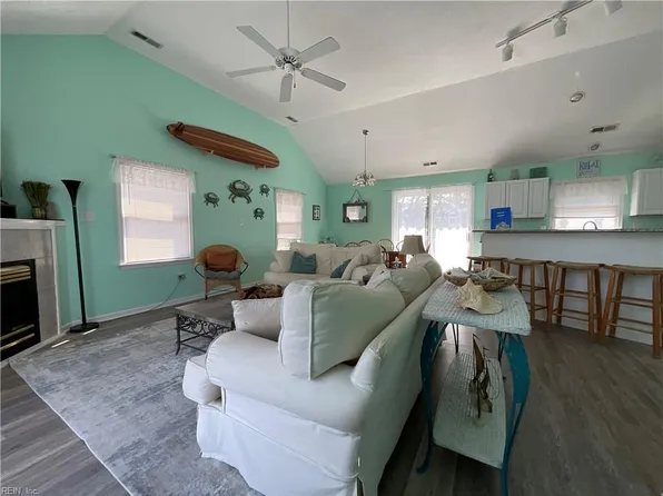1278 Lakeside Dr, Corolla, NC 27927
