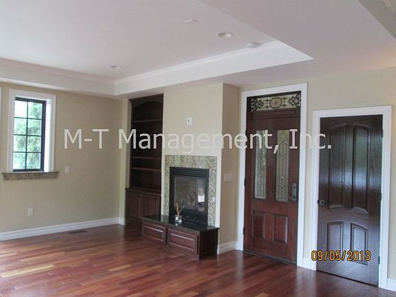 4th image of 1405 W Water Ave APT 102