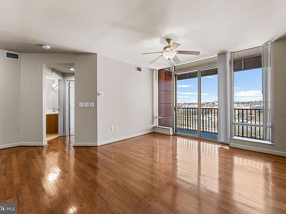 2nd image of 105 Christina Lndg APT 1108