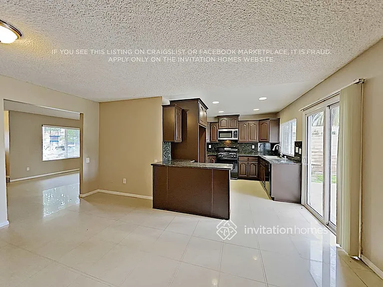 20307 Elkwood St — Photo 6