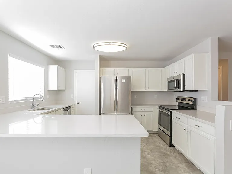 12456 W Mandalay Ln — Photo 7