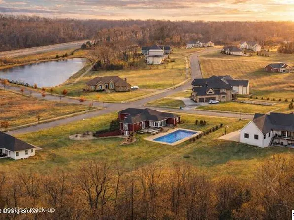 137 Charleston Way, Elizabethtown, KY 42701