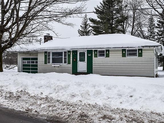 2nd image of 5 Hurlbut St