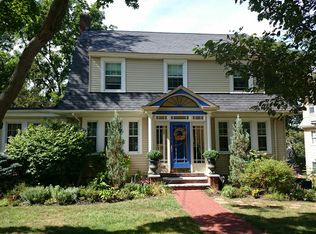 75 Vermont St, West Roxbury, MA 02132