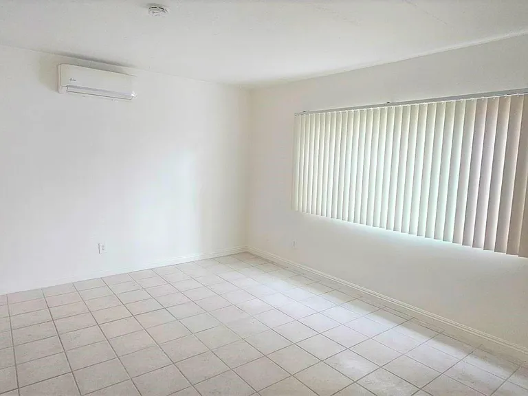 12939 Oaks Ave #6 — Photo 3