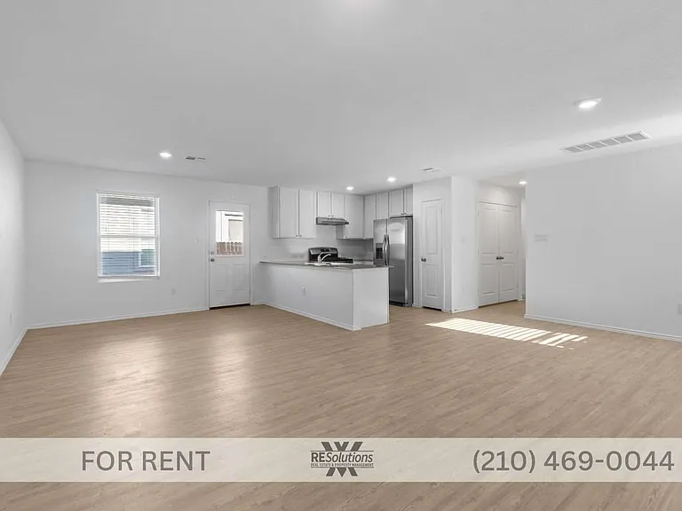 13551 Barton Cv — Photo 16