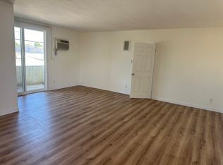 8625 Forbes Ave APT 8, North Hills, CA 91343