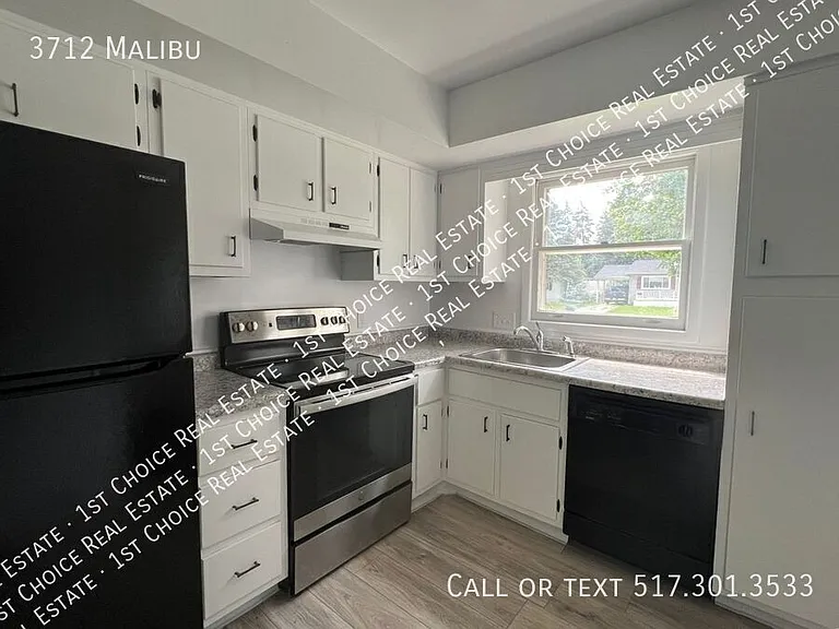3712 Malibu Dr — Photo 4