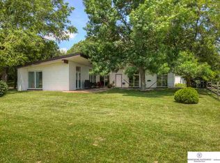 5798 County Road P39, Fort Calhoun, NE 68023