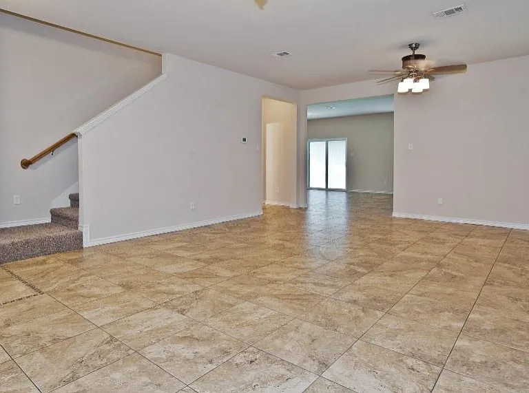 506 Port Royale Way — Photo 5