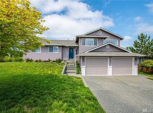 1150 SW Harbor Vista Cir, Oak Harbor, WA 98277