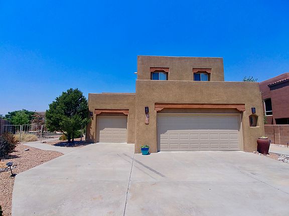 3rd image of 7408 Blue Holly Ct NE