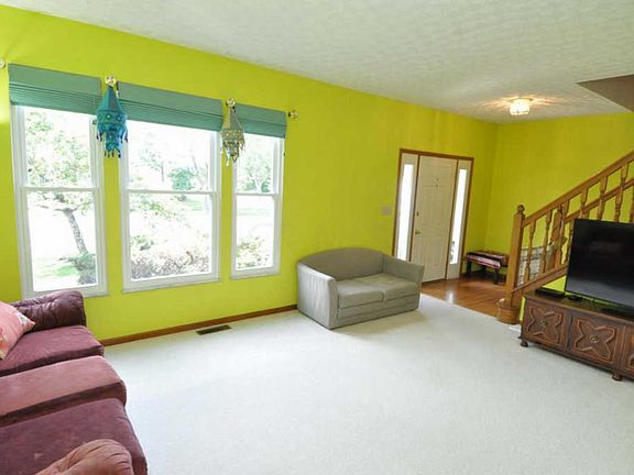 2nd image of 5121 Highland Meadows Dr