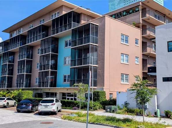 750 Burlington Ave N APT 3C, Saint Petersburg, FL 33701