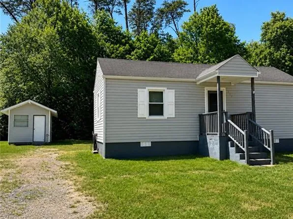 153 Django Dr, Stoneville, NC 27048