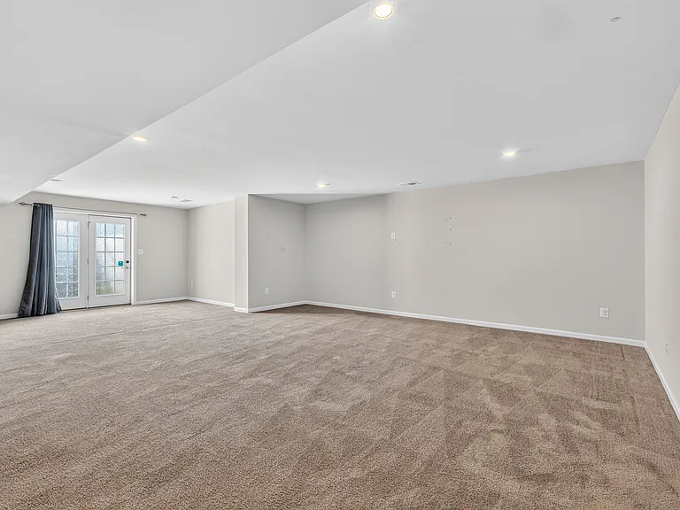 41874 Hayfield Orchard Way — Photo 43