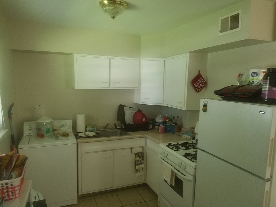 Clean Kitchen