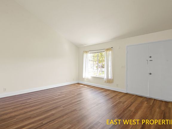 4th image of 5012 Greencap Ave