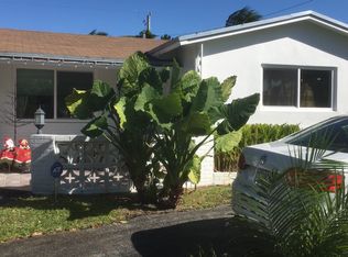 831 S Highland Dr, Hollywood, FL 33021
