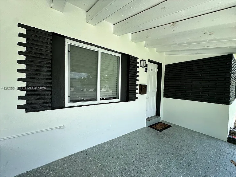 1737 Liberty St #10 — Photo 30