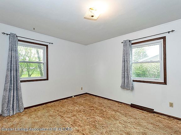 5th image of 5234 Sunrose Ave