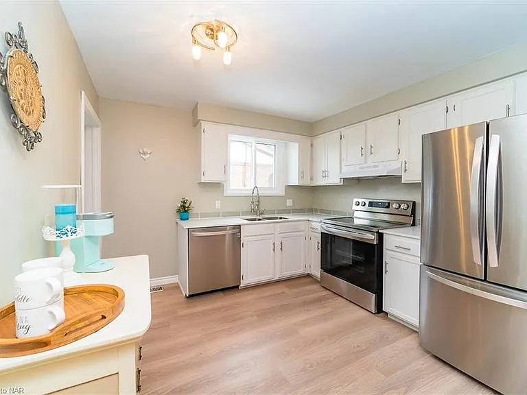236 Saint Augustine Dr — Photo 13