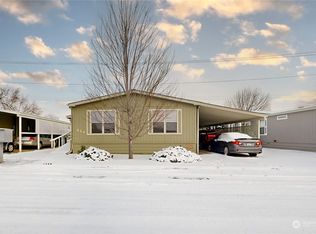 524 NE Troutdale Ave, College Place, WA 99324