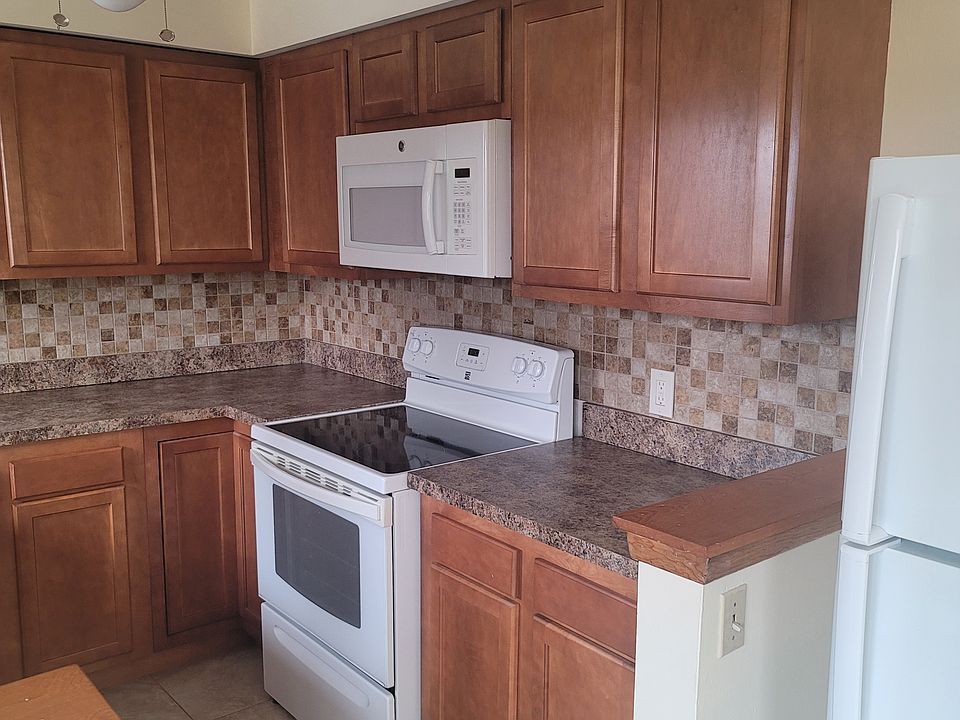 1st image of 3680 W 210th St