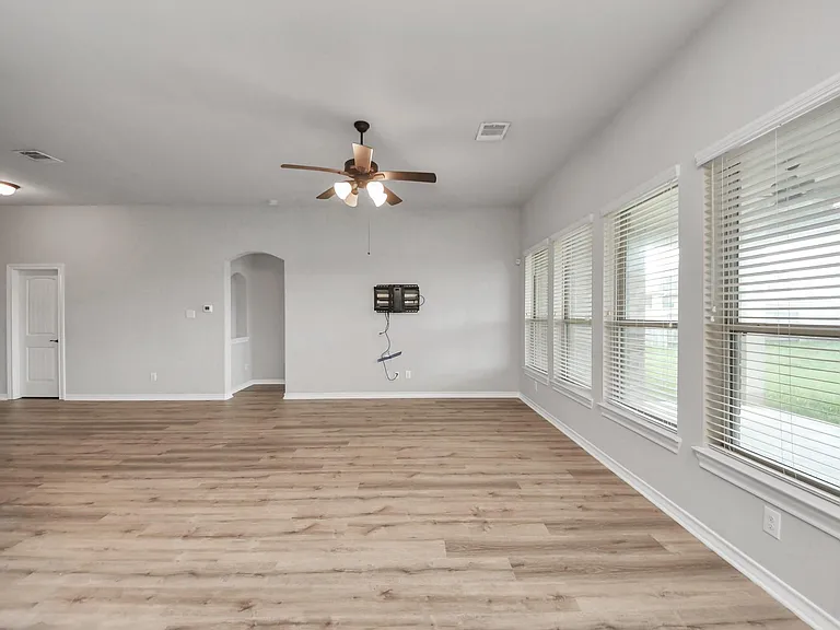 2310 Brett Ct — Photo 19