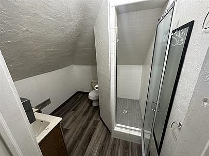2nd image of 372 I St #2